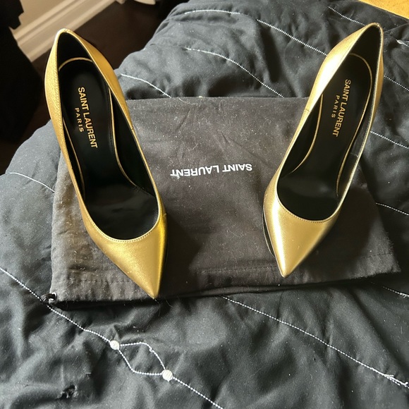 Like new never worn YSL opium pumps - Picture 5 of 12